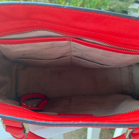 Michael Kors Red Leather Satchel – Gold Hardware, Elegant & Functional - Picture 3 of 6